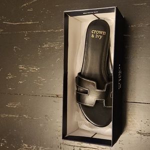 Size 8, new in box.  Crown & Ivy, black sandles with contrast white stitching.